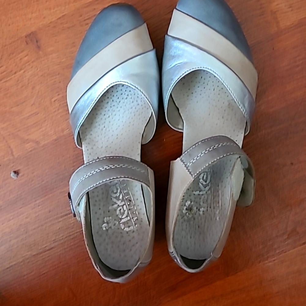 Shoes heels